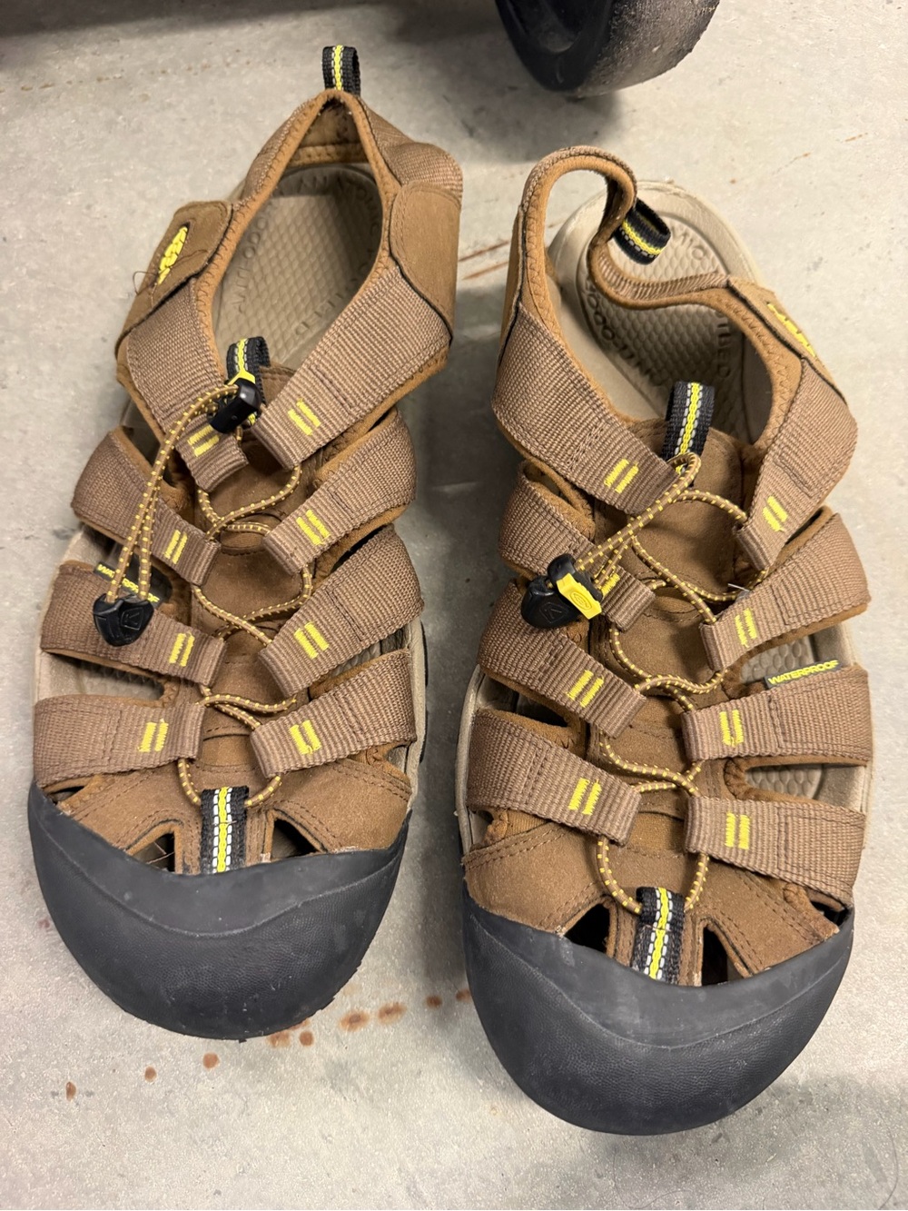 KEEN Men’s Size 17 Newport Waterproof Sport Sandals Brown Hiking